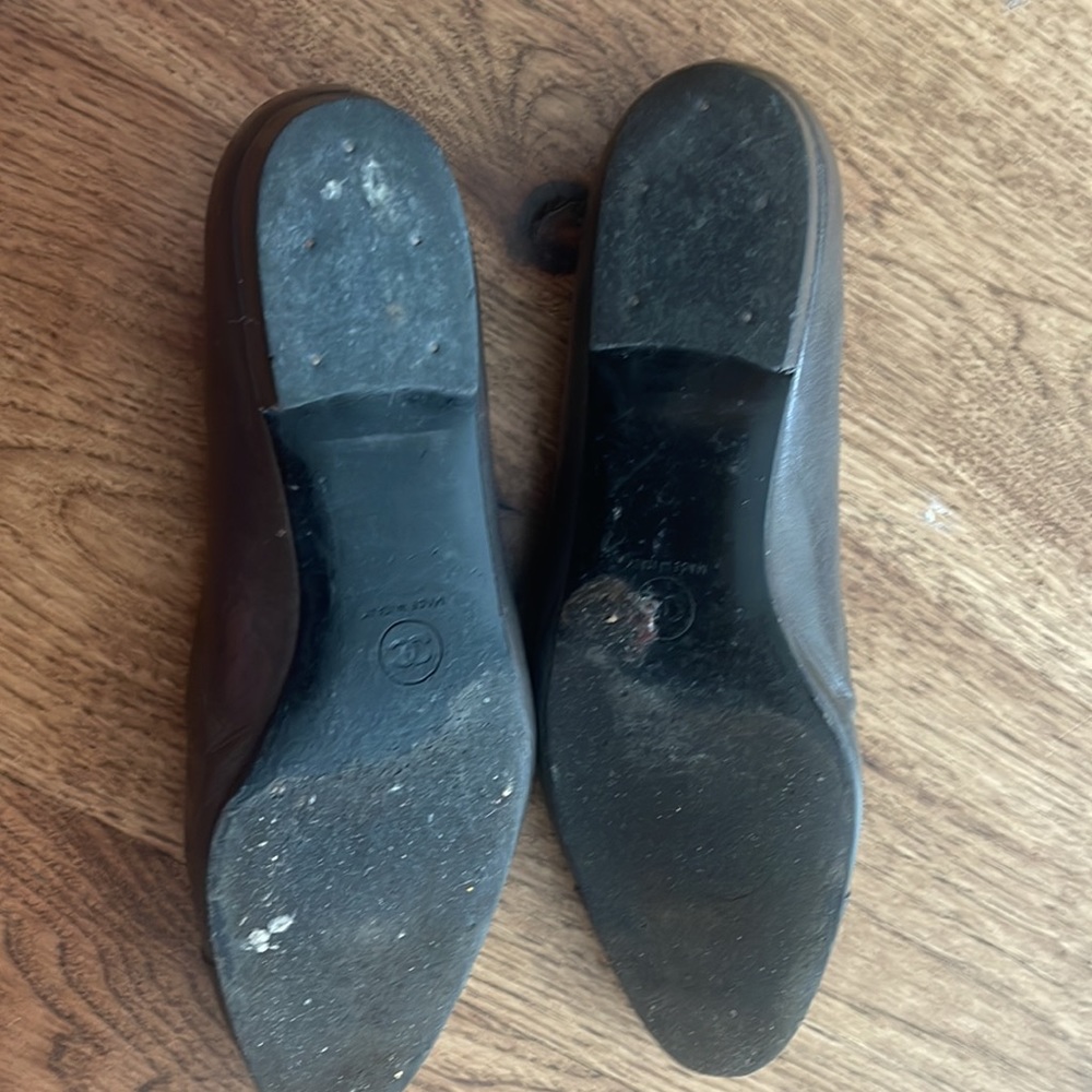 Chanel flats! Size 40 - Picture 3 of 4